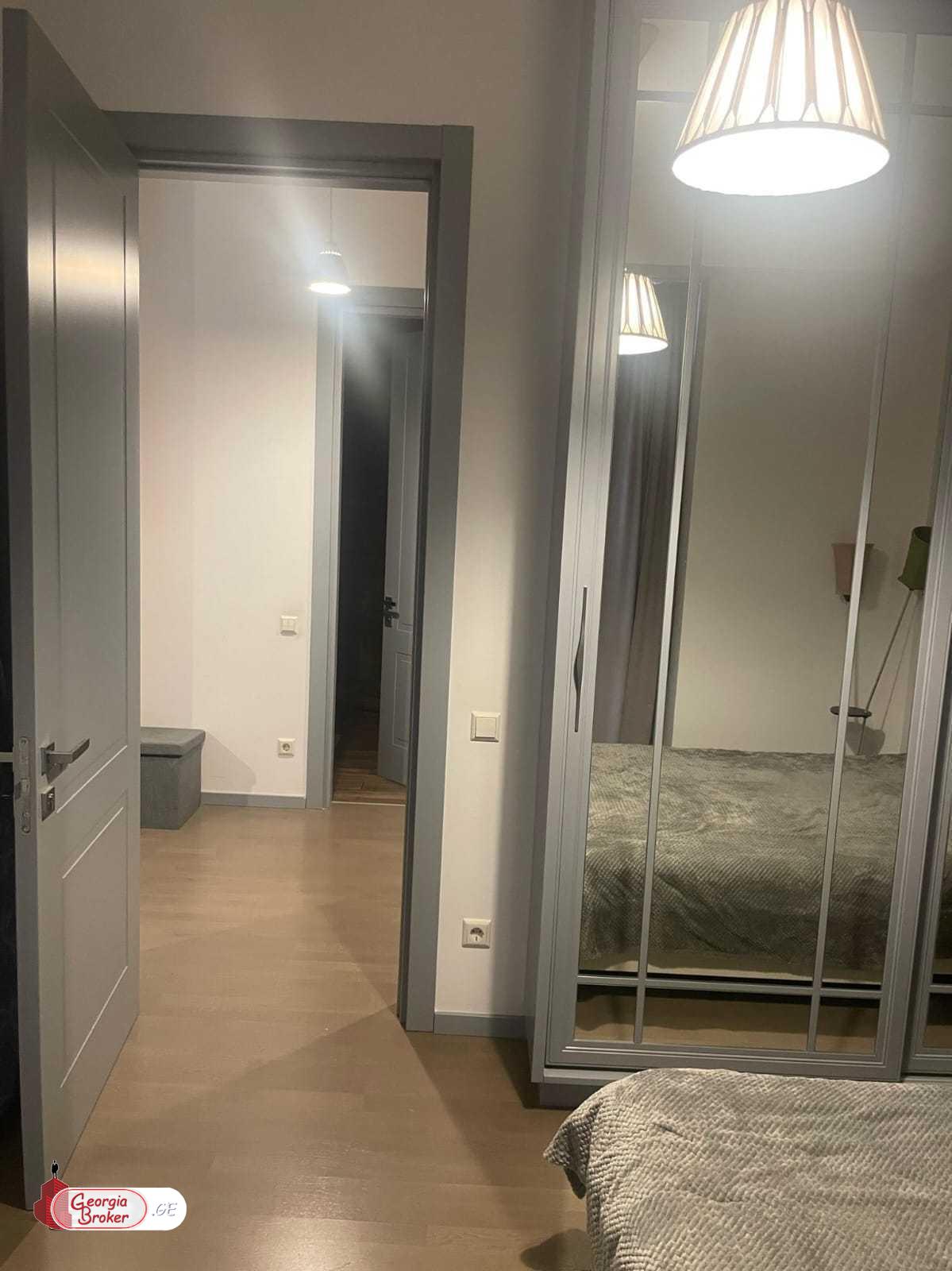 продается квартира с новым ремонтом 2-комнаты