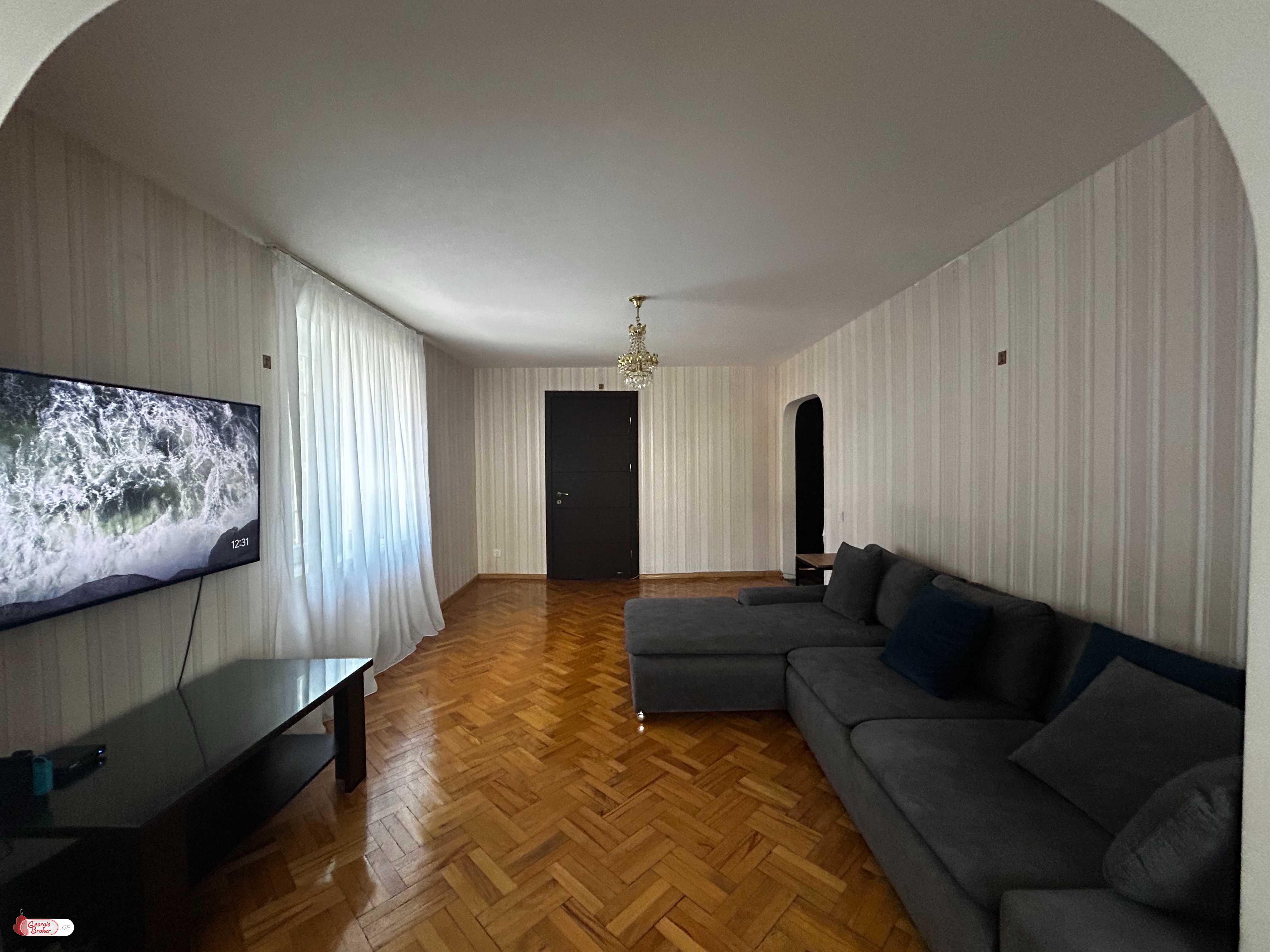 nearly repaired 3-room apartment for sale