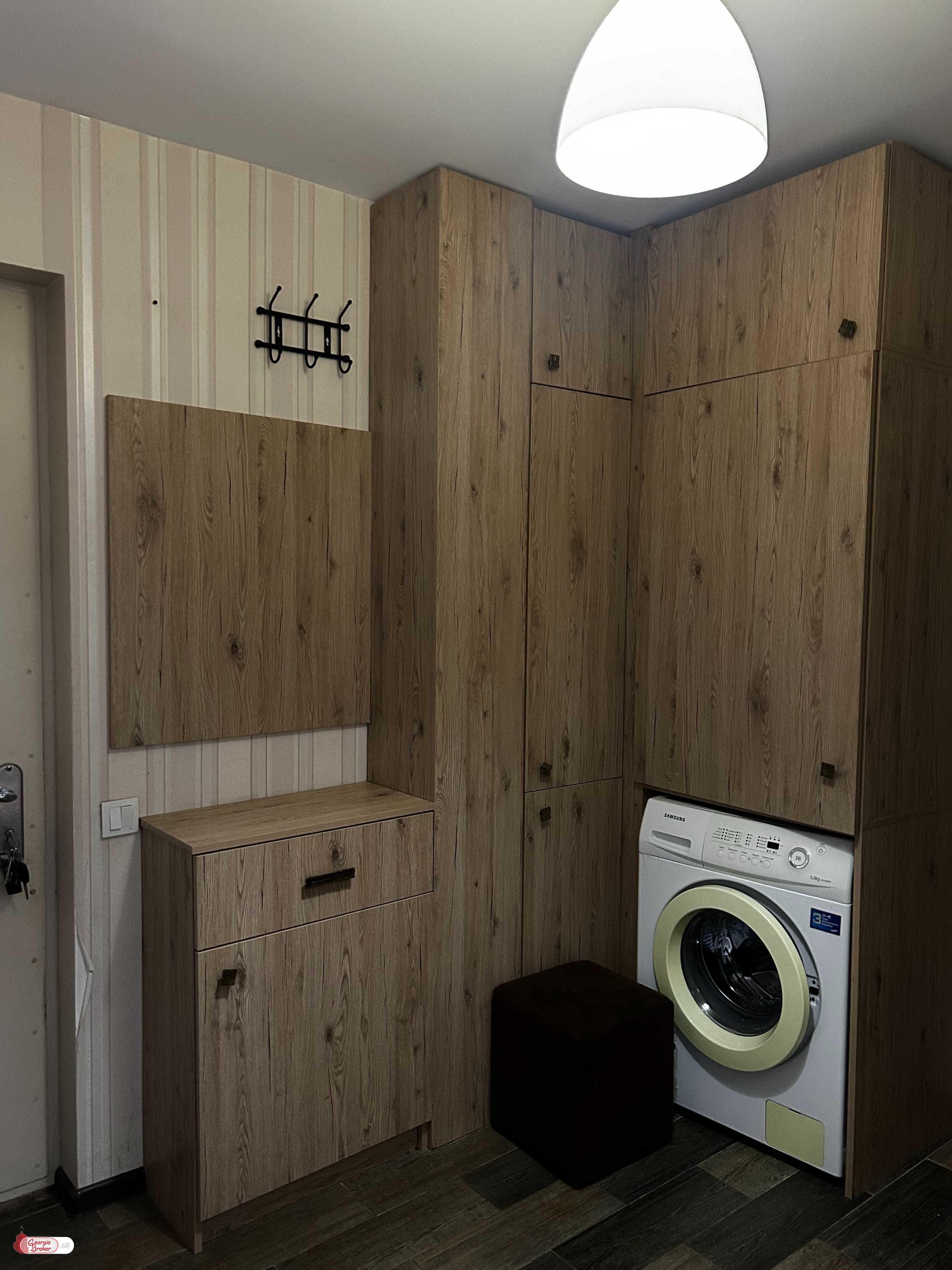 nearly repaired 3-room apartment for sale