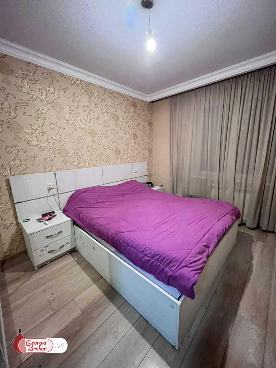 продается квартира с новым ремонтом 4-комнаты