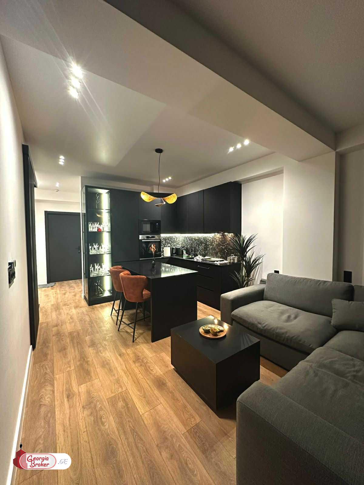 продается квартира с новым ремонтом 2-комнаты