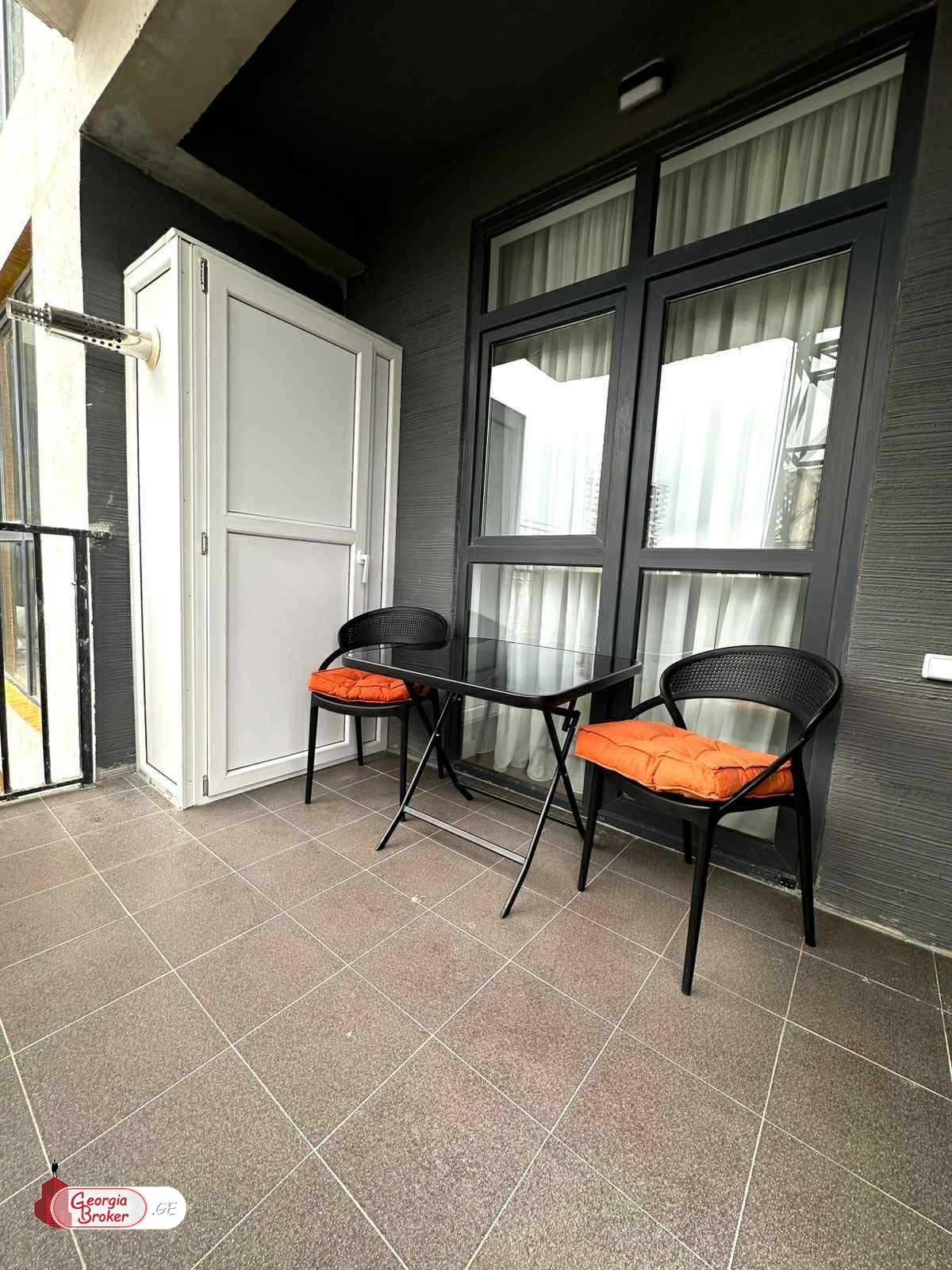 продается квартира с новым ремонтом 2-комнаты