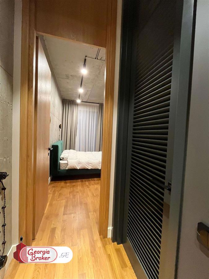 იყიდება ახალი გარემონტებული 3 ოთახიანი ბინა