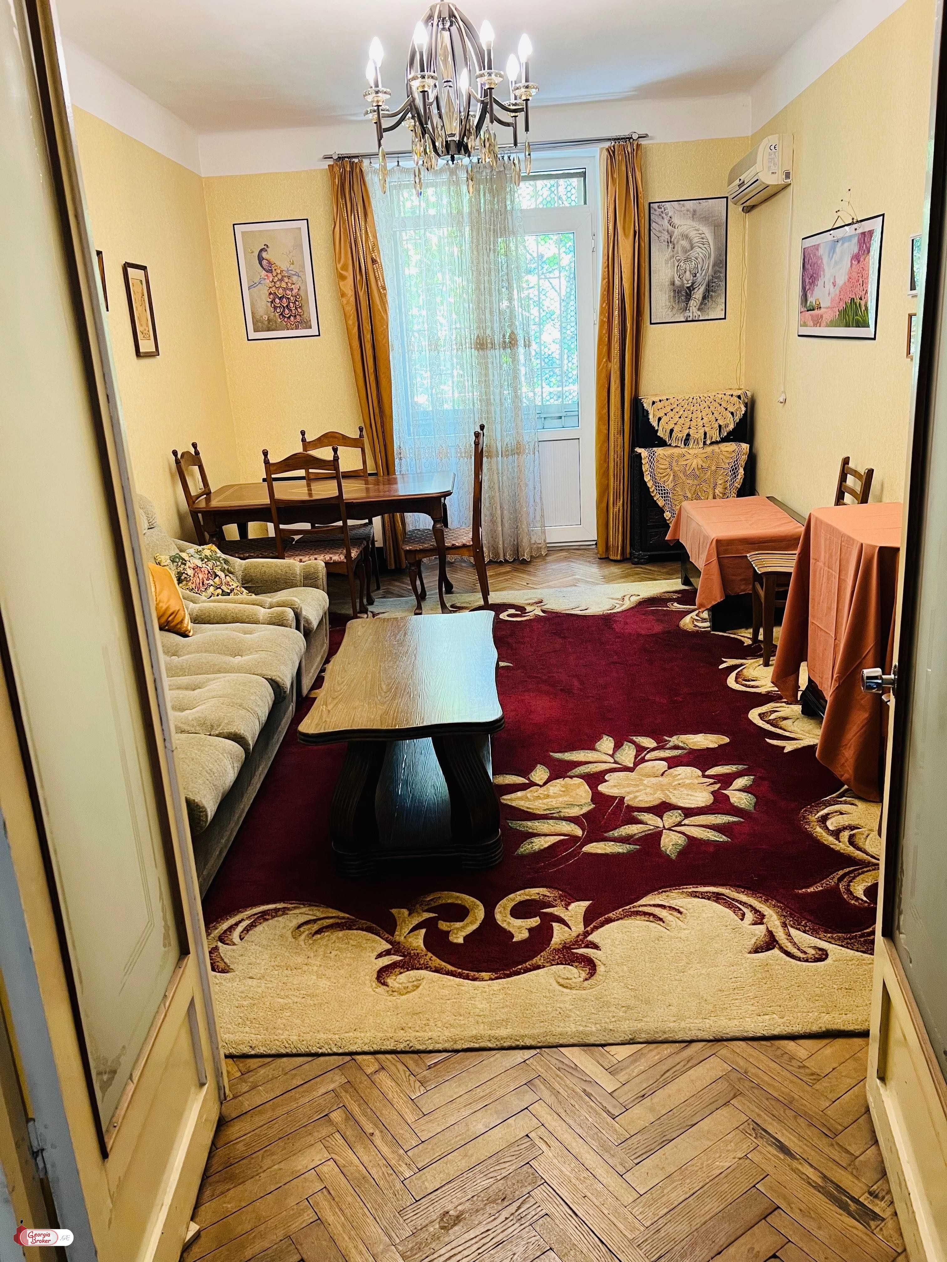 old repaired 4-room apartment for sale