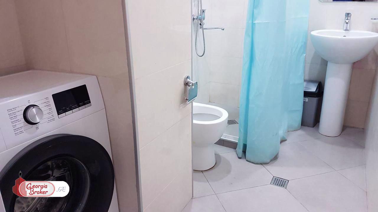 продается квартира с новым ремонтом 2-комнаты