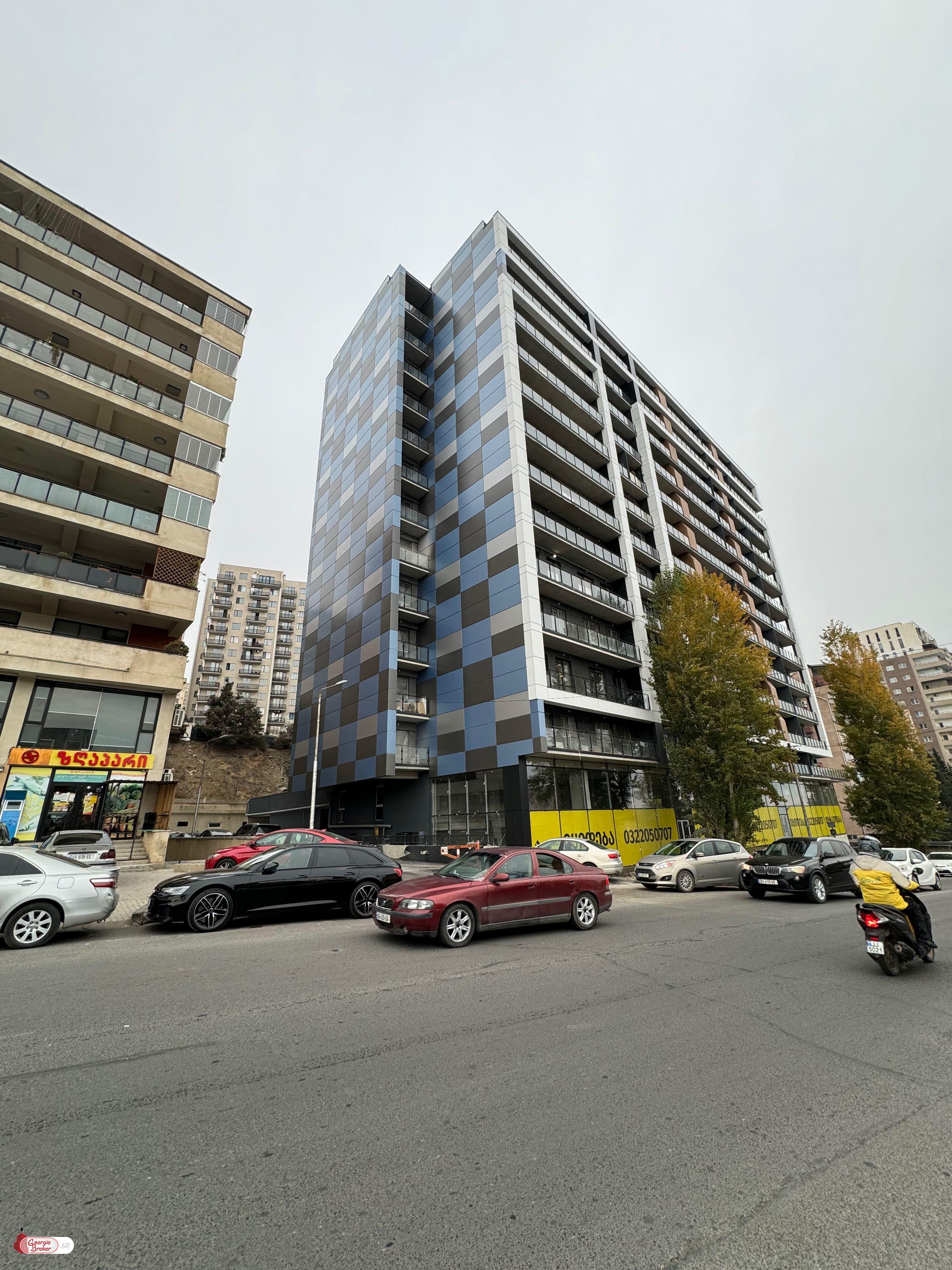 продается квартира с новым ремонтом 2-комнаты