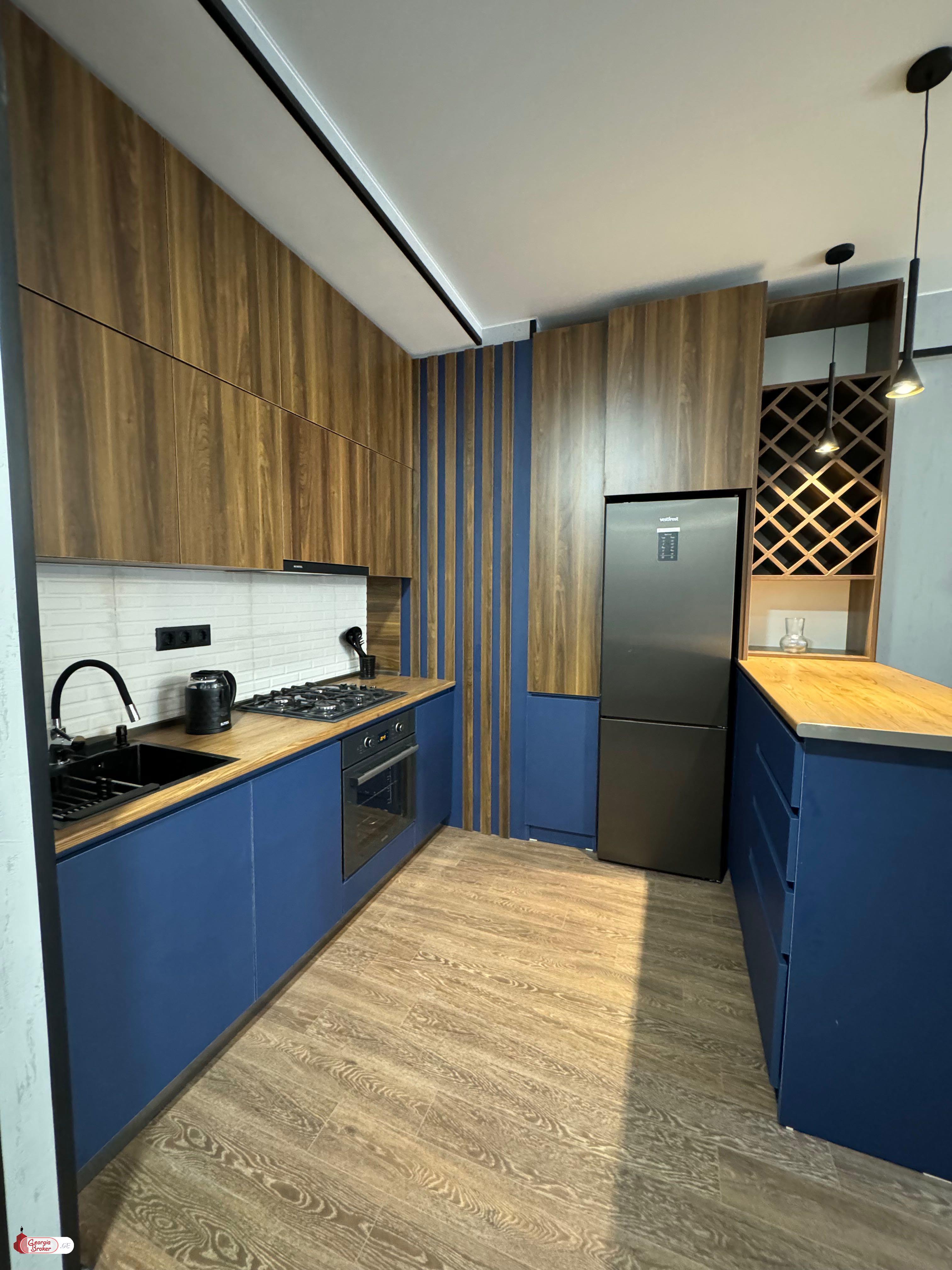 продается квартира с новым ремонтом 2-комнаты