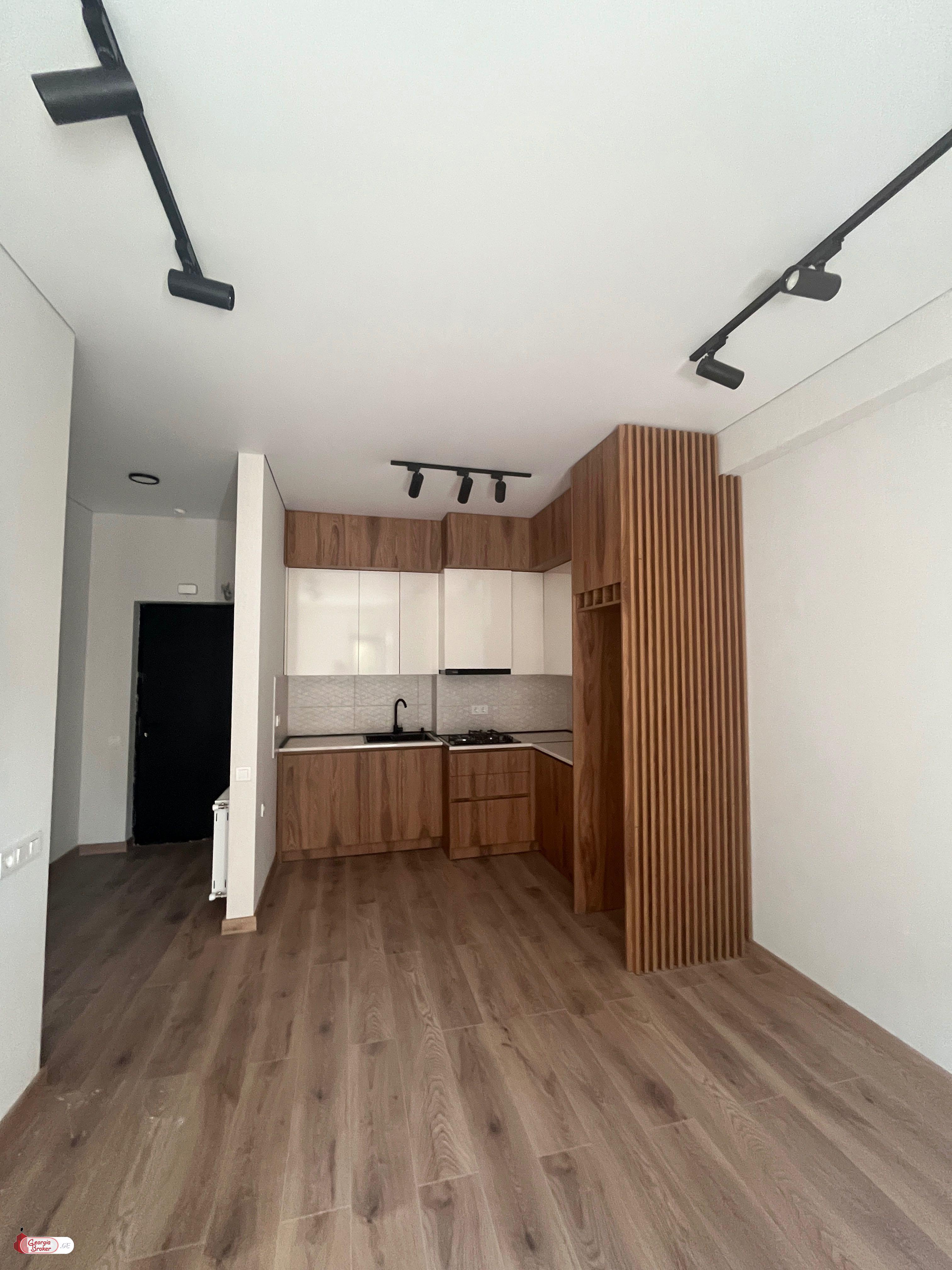 იყიდება ახალი გარემონტებული 2 ოთახიანი ბინა