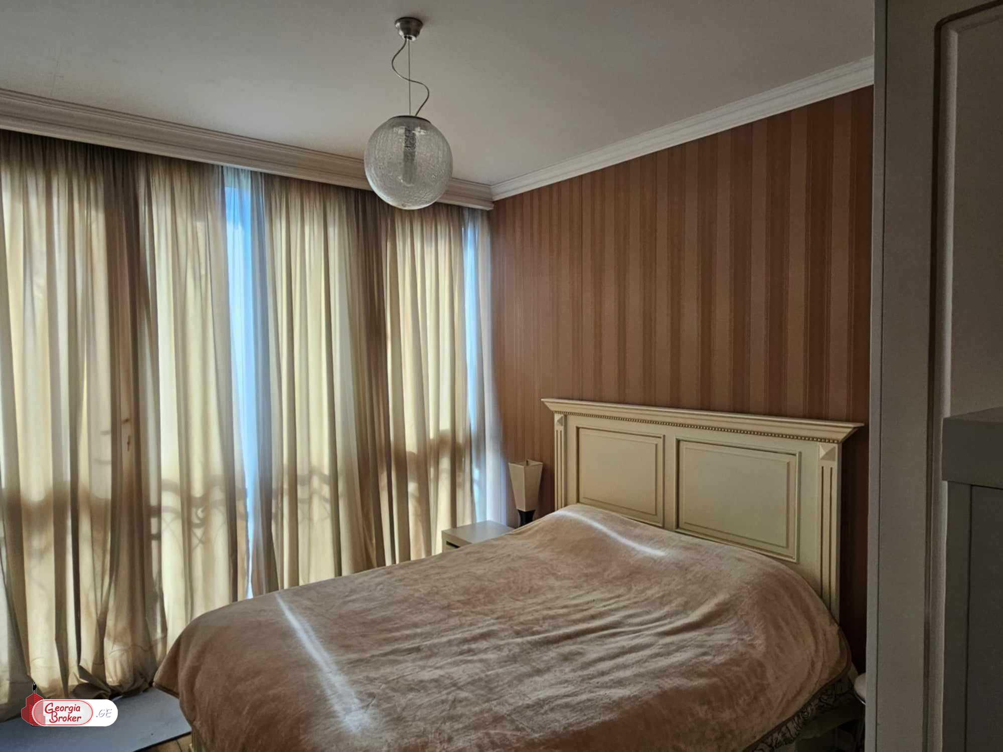 nearly repaired 2-room apartment for sale