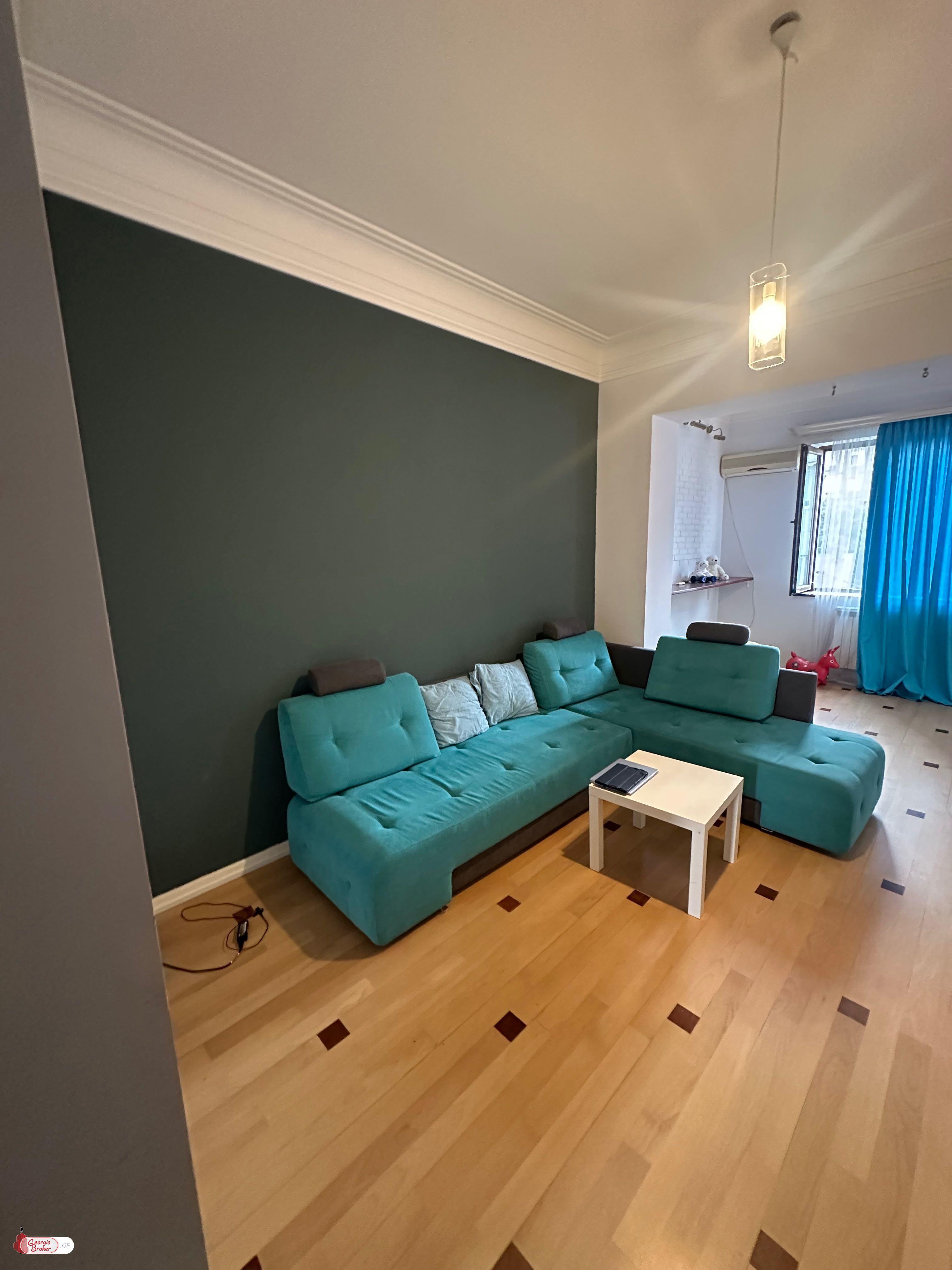 nearly repaired 4-room apartment for sale