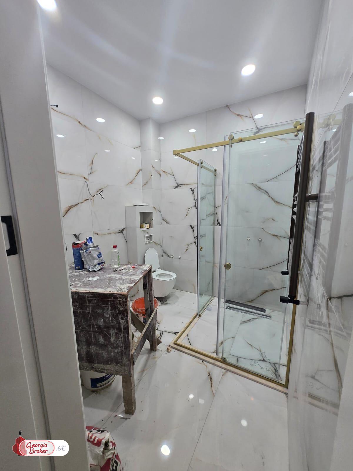 იყიდება ახალი გარემონტებული 3 ოთახიანი ბინა