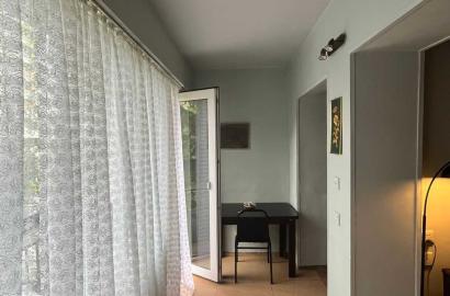 продается квартира с новым ремонтом 4-комнаты