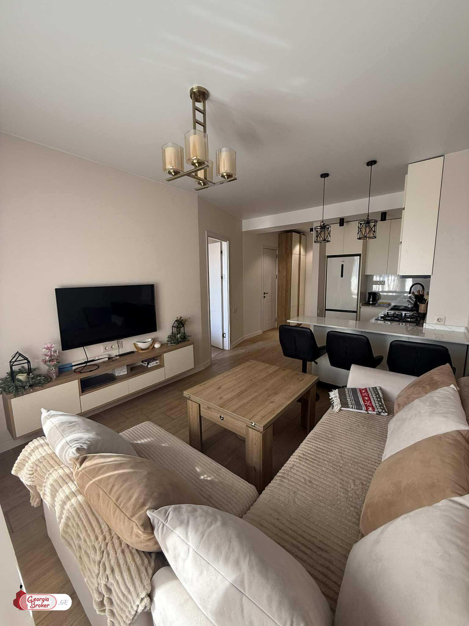 продается квартира с новым ремонтом 2-комнаты