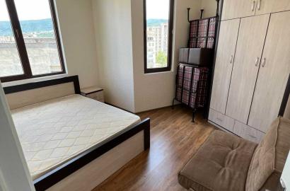 nearly repaired 2-room apartment for sale