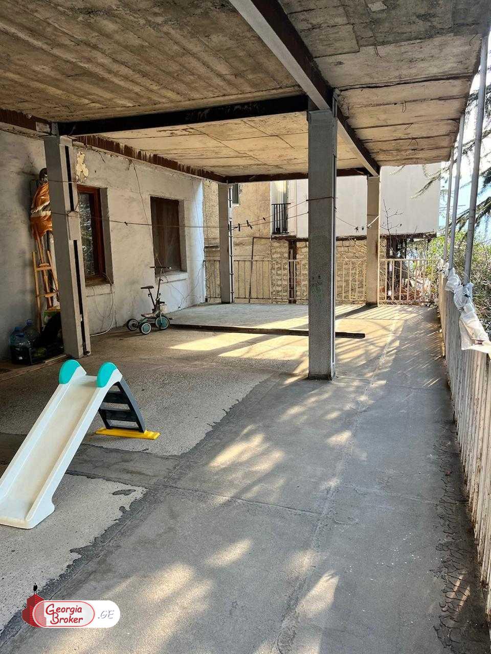 იყიდება ახალი გარემონტებული 3 ოთახიანი ბინა