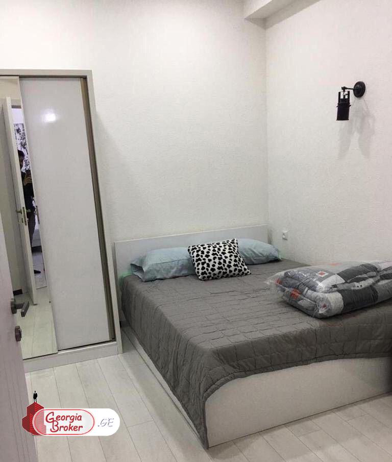 nearly repaired 2-room apartment for sale