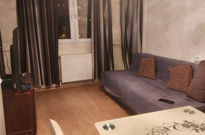 old repaired 4-room apartment for sale