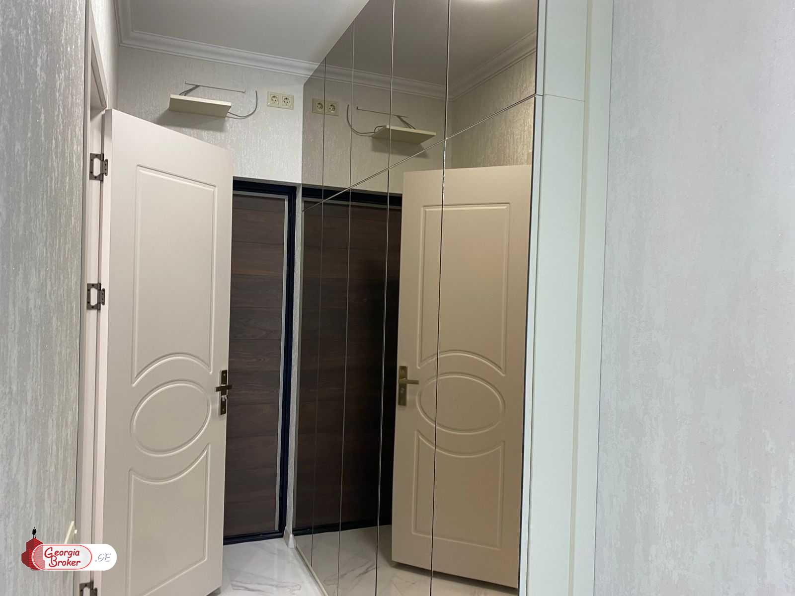 продается квартира с новым ремонтом 2-комнаты