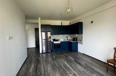 nearly repaired 2-room apartment for sale