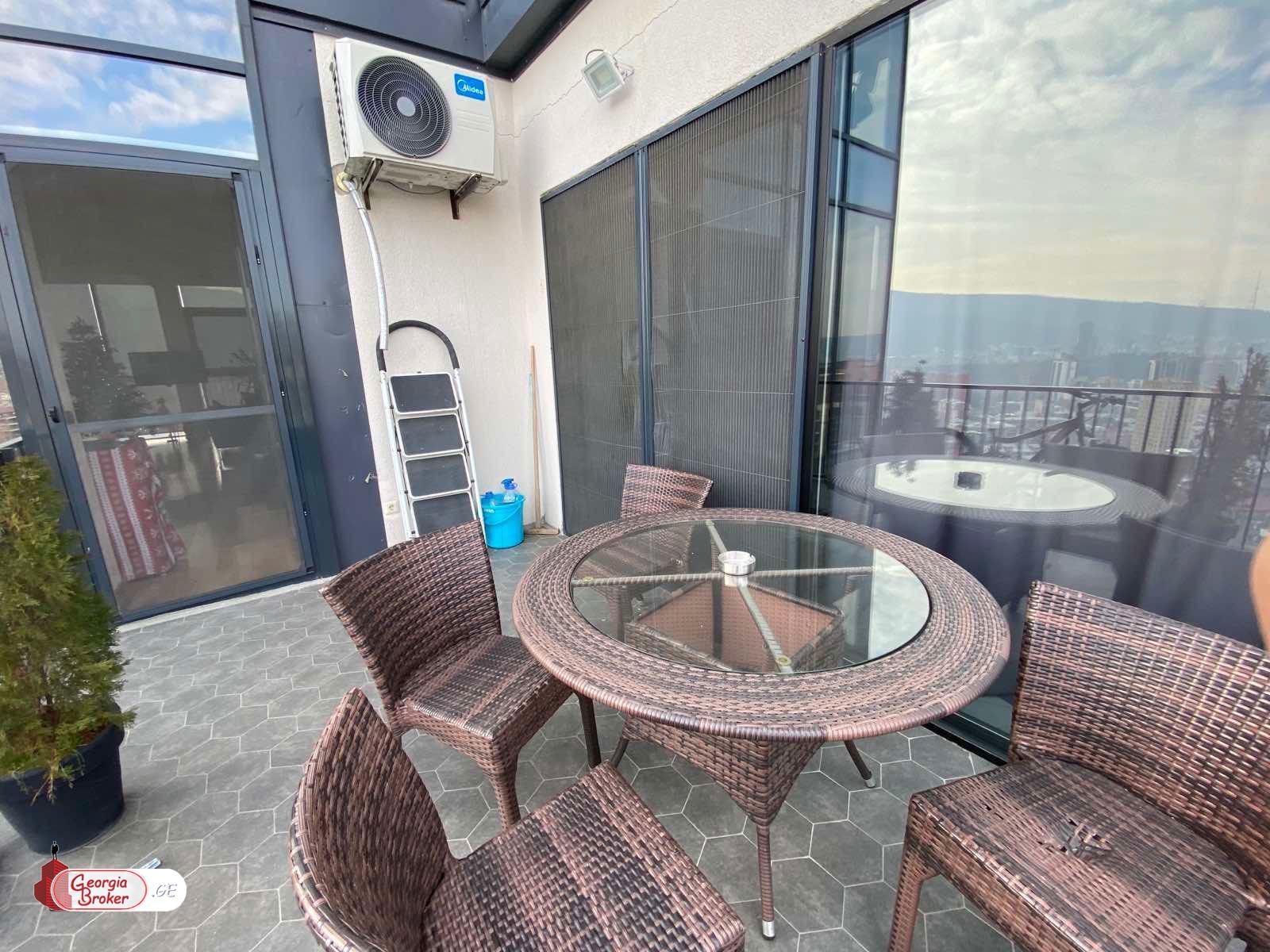 nearly repaired 4-room apartment for sale