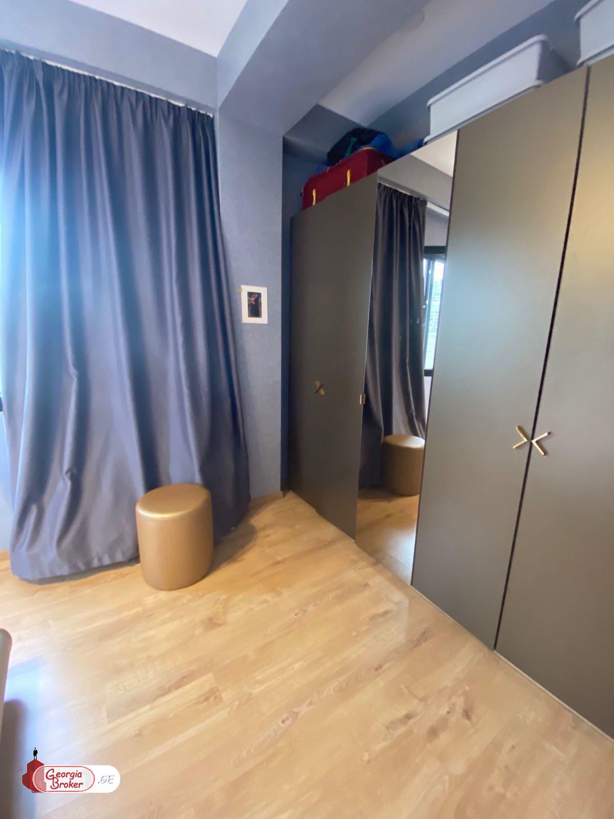 nearly repaired 4-room apartment for sale