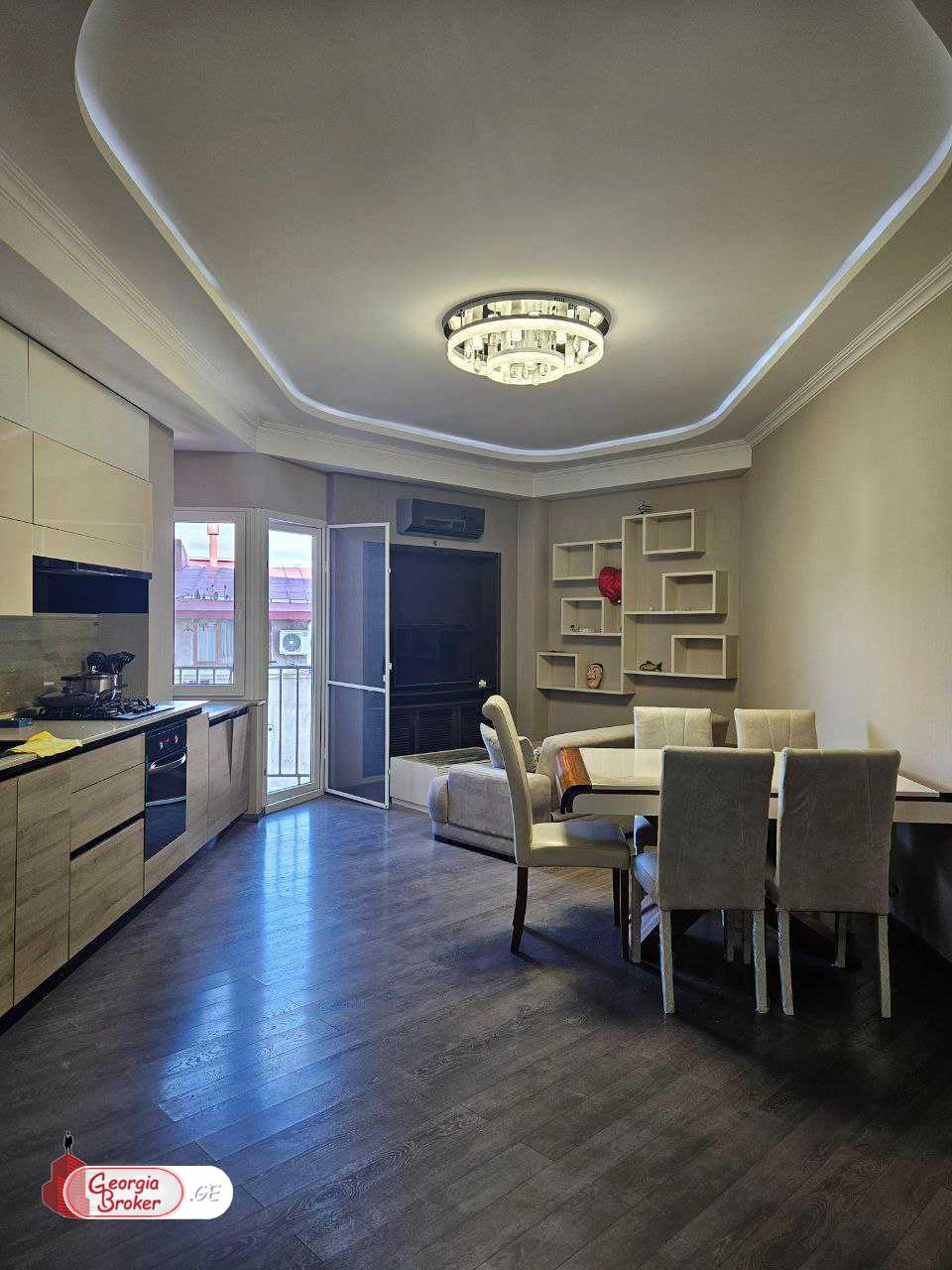 იყიდება ახალი გარემონტებული 3 ოთახიანი ბინა