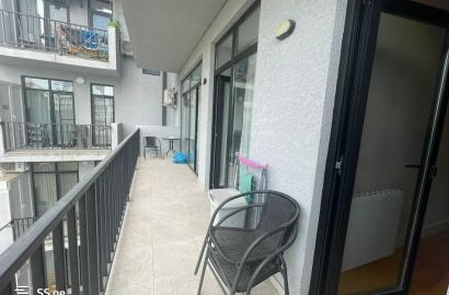 იყიდება ახალი გარემონტებული 3 ოთახიანი ბინა