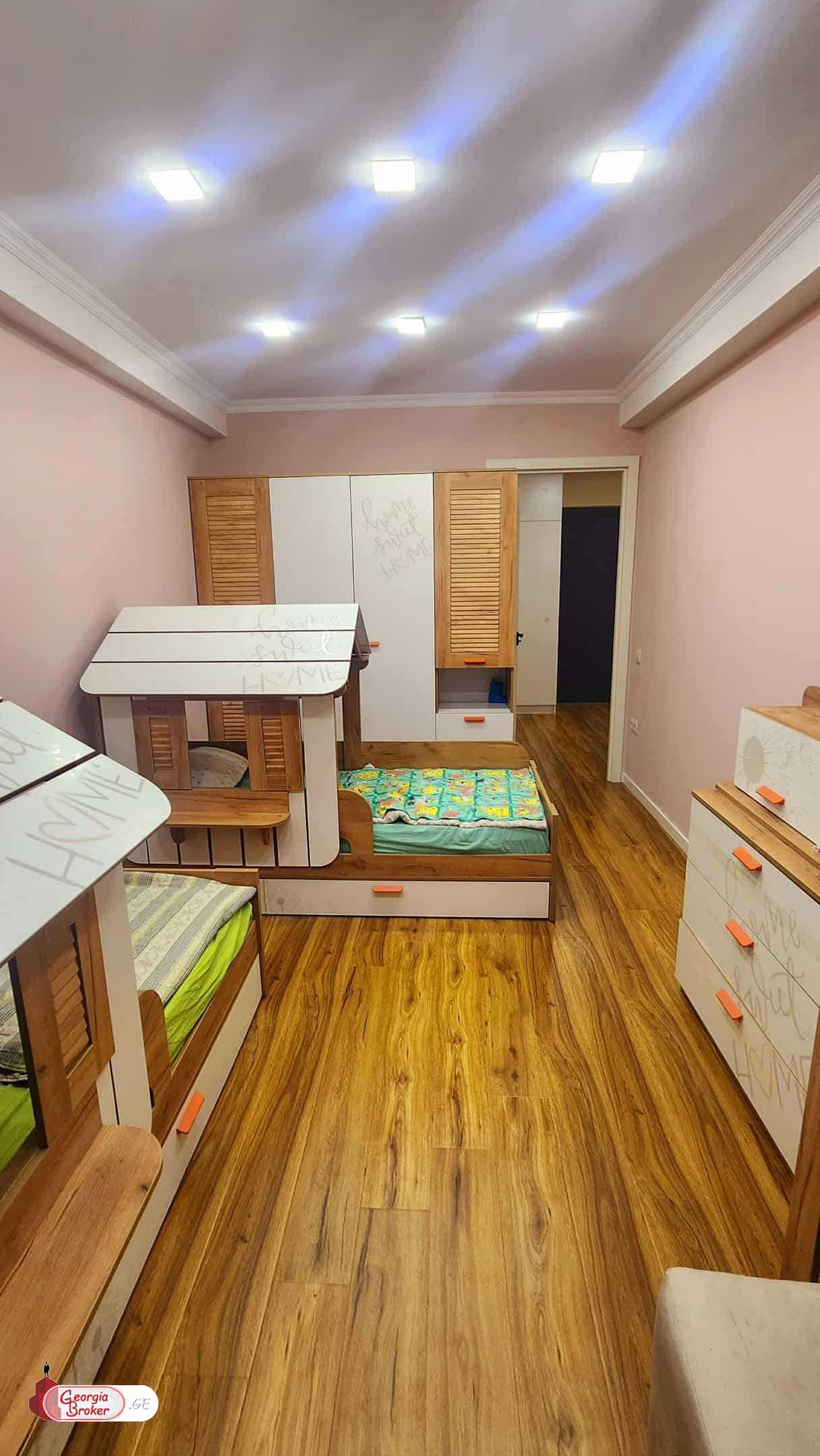 nearly repaired 3-room apartment for sale