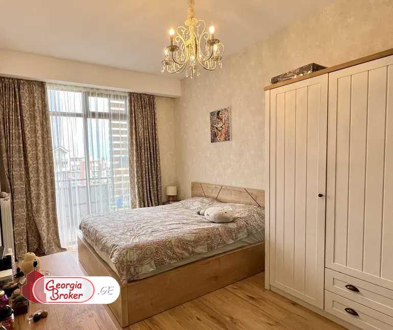 nearly repaired 3-room apartment for sale