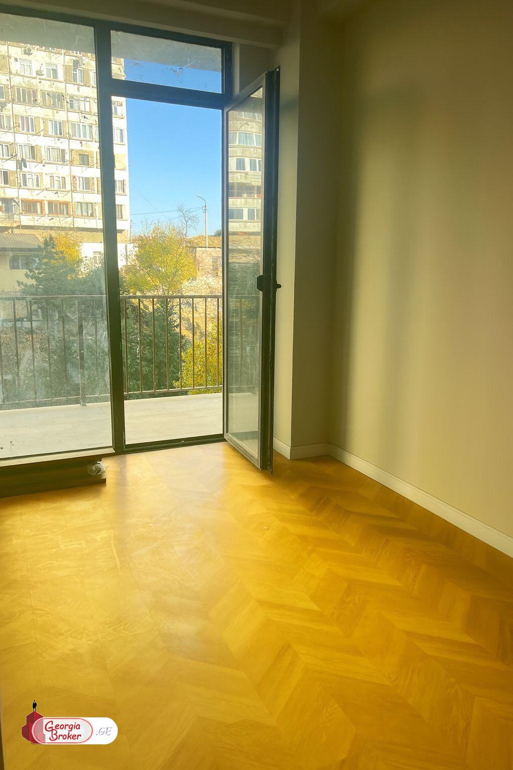 nearly repaired 1-room apartment for sale