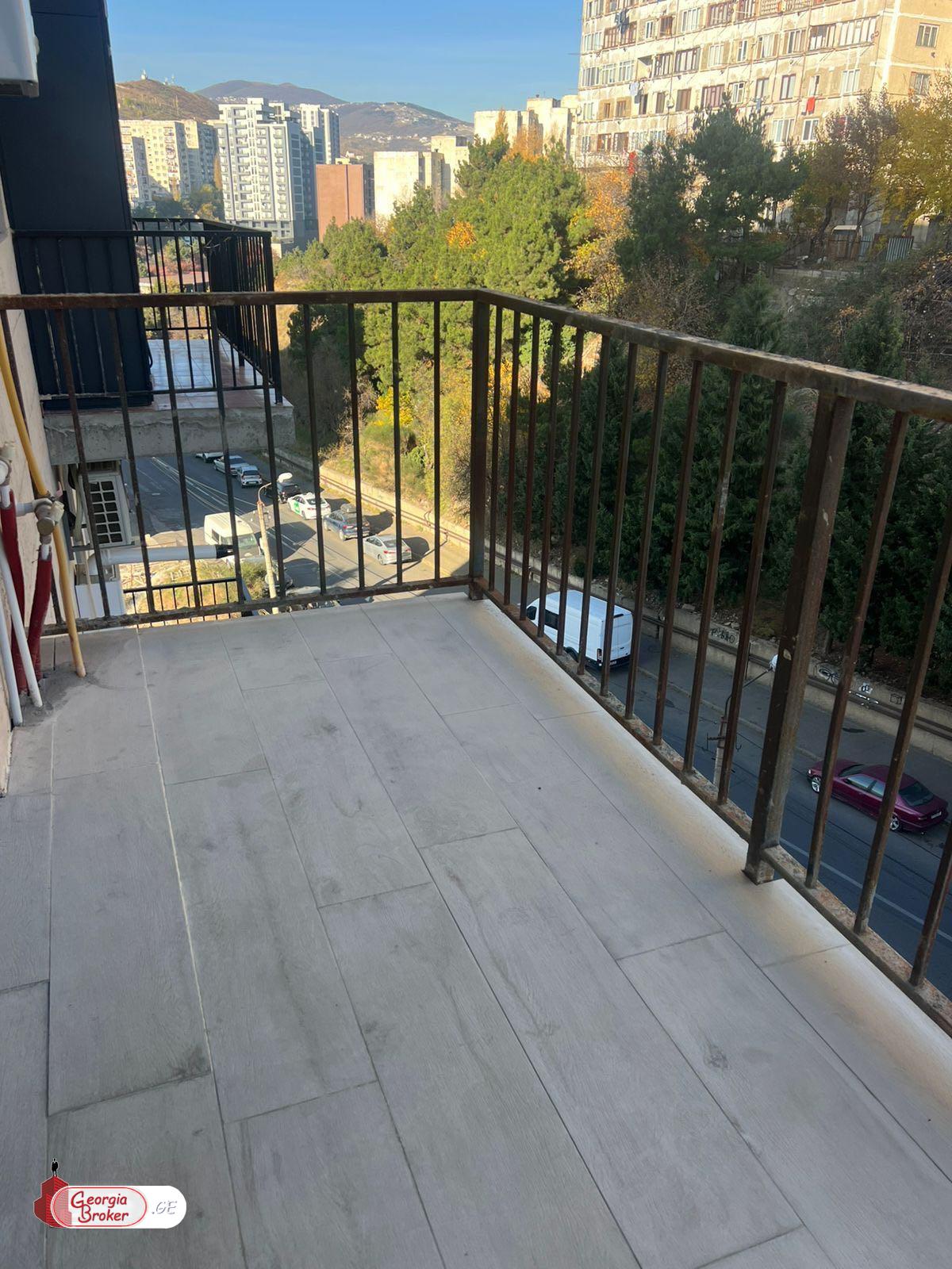 nearly repaired 1-room apartment for sale