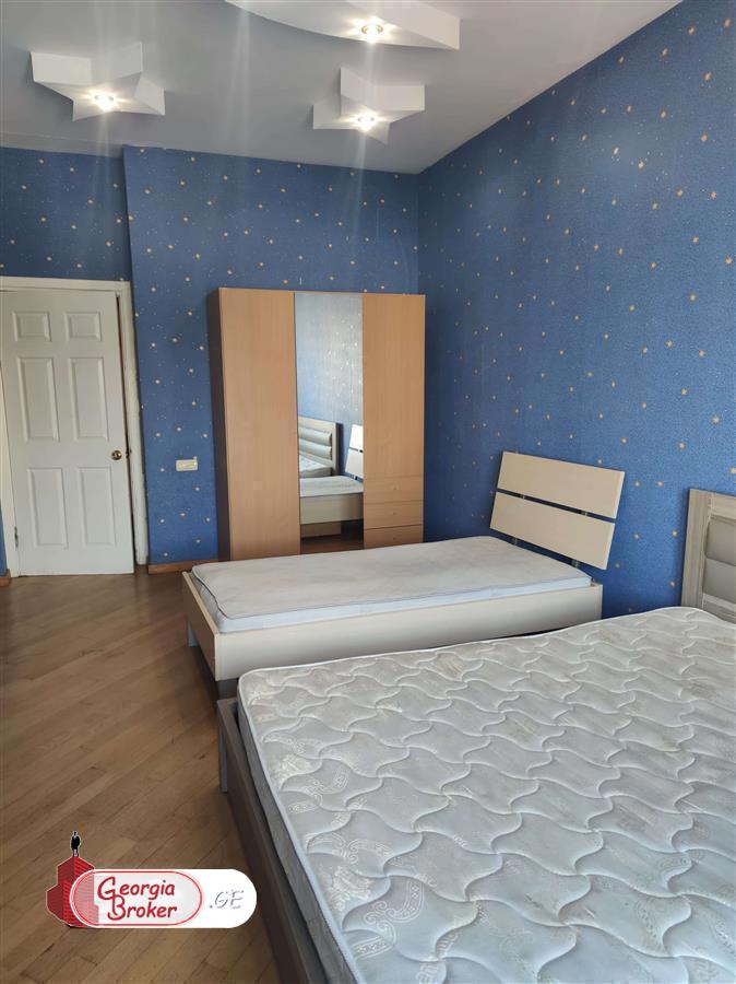 იყიდება ახალი გარემონტებული 3 ოთახიანი ბინა