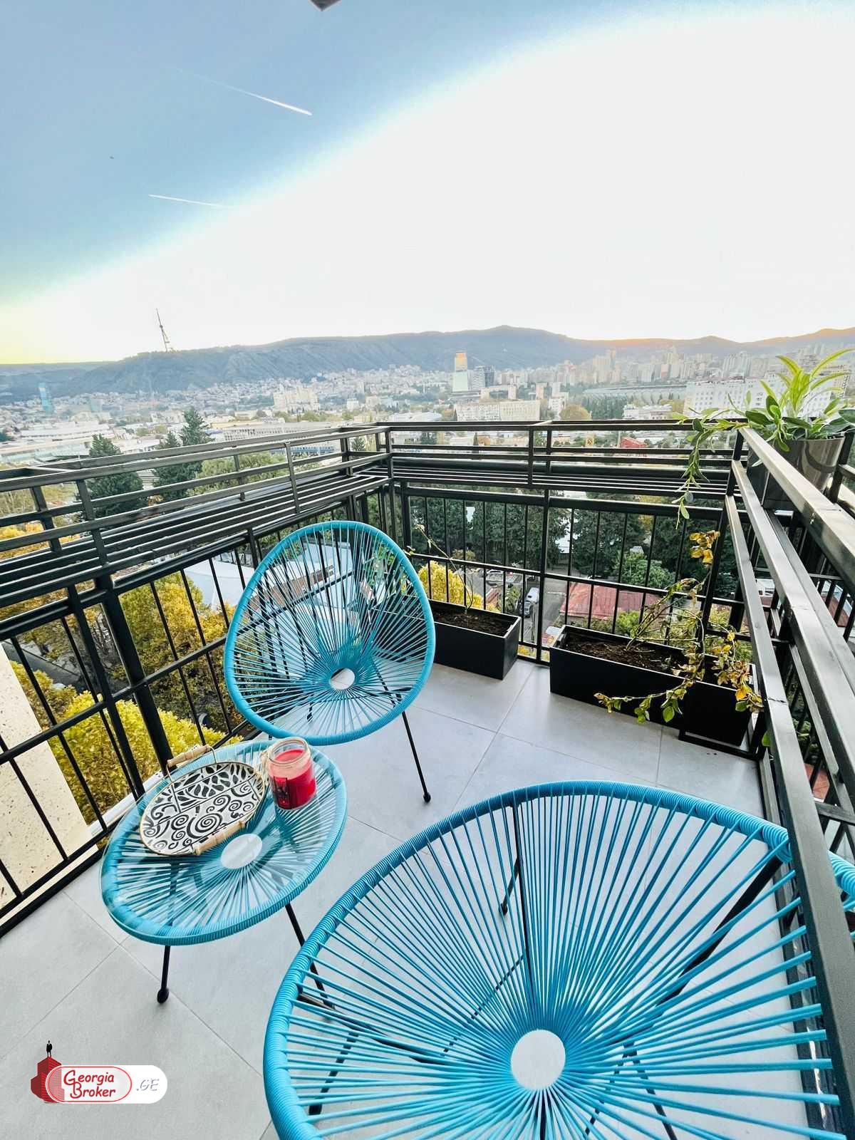 იყიდება ახალი გარემონტებული 2 ოთახიანი ბინა