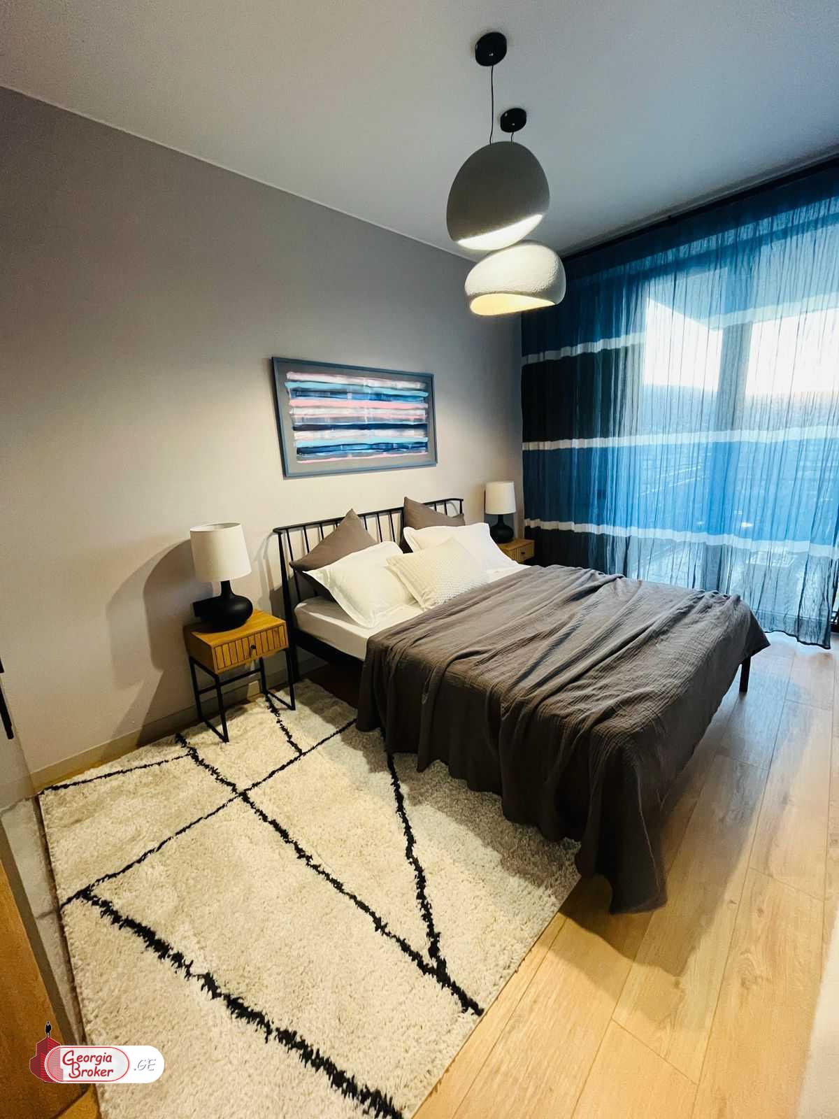 იყიდება ახალი გარემონტებული 2 ოთახიანი ბინა