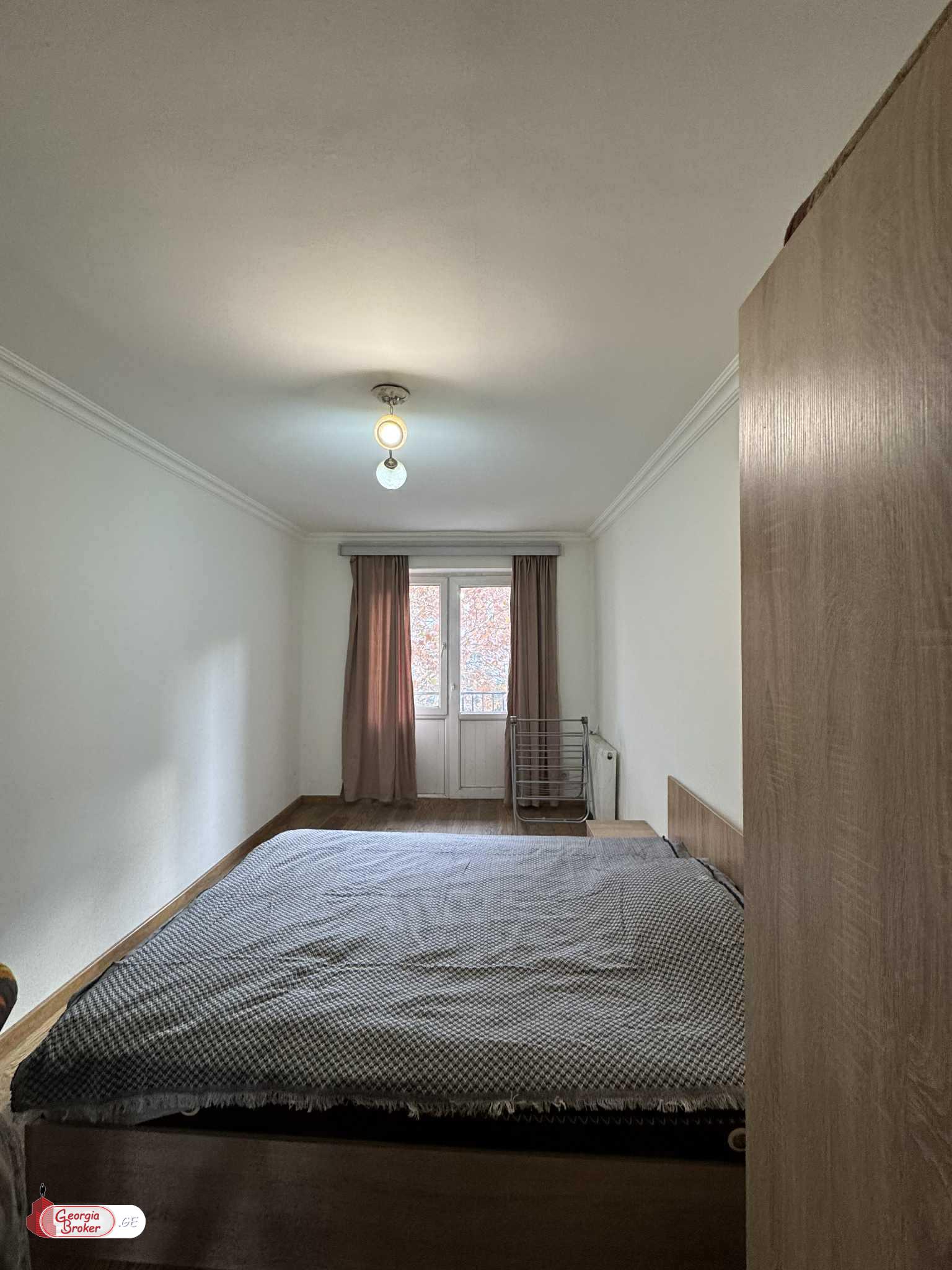 იყიდება ახალი გარემონტებული 2 ოთახიანი ბინა