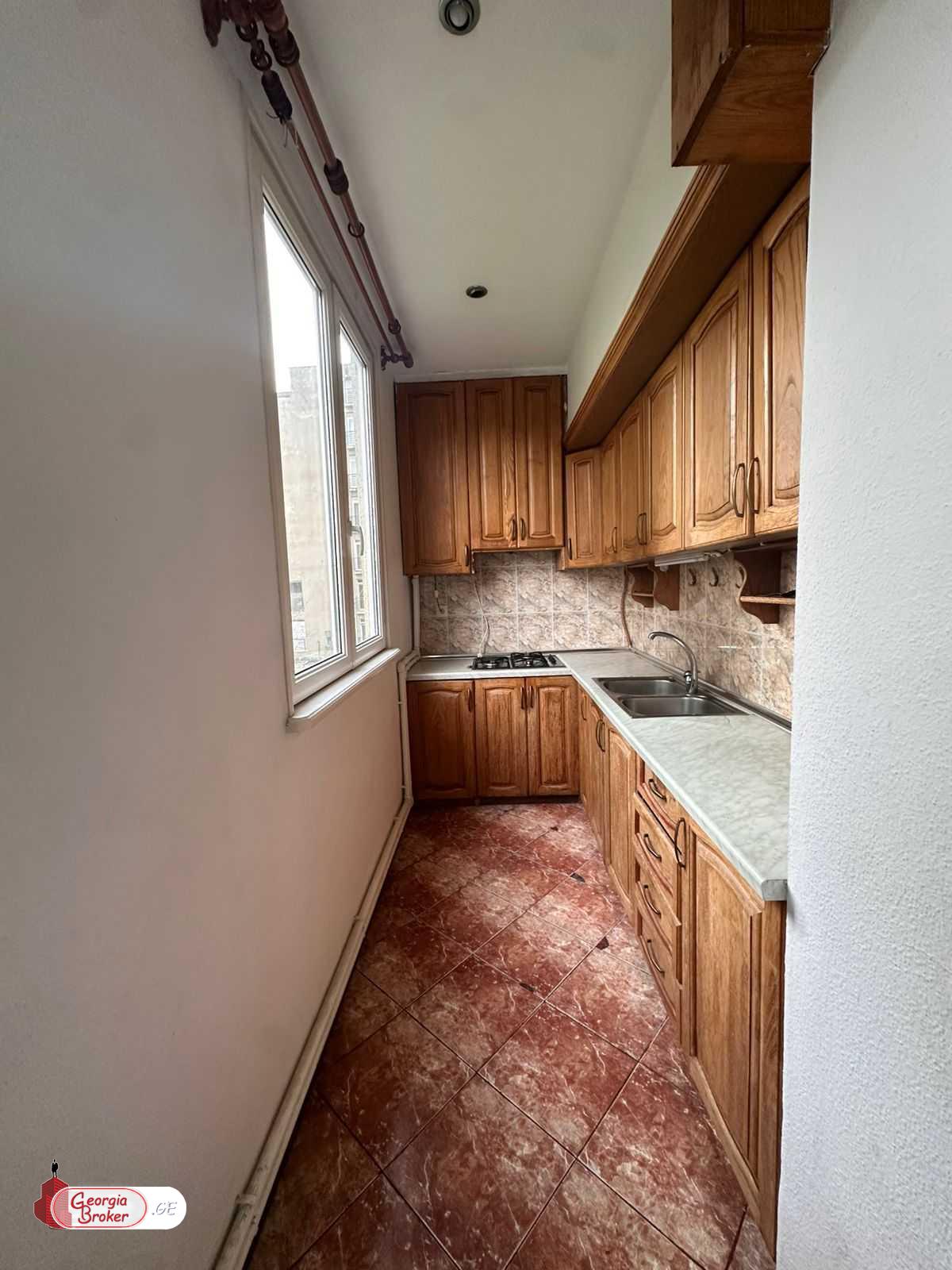 nearly repaired 4-room apartment for sale