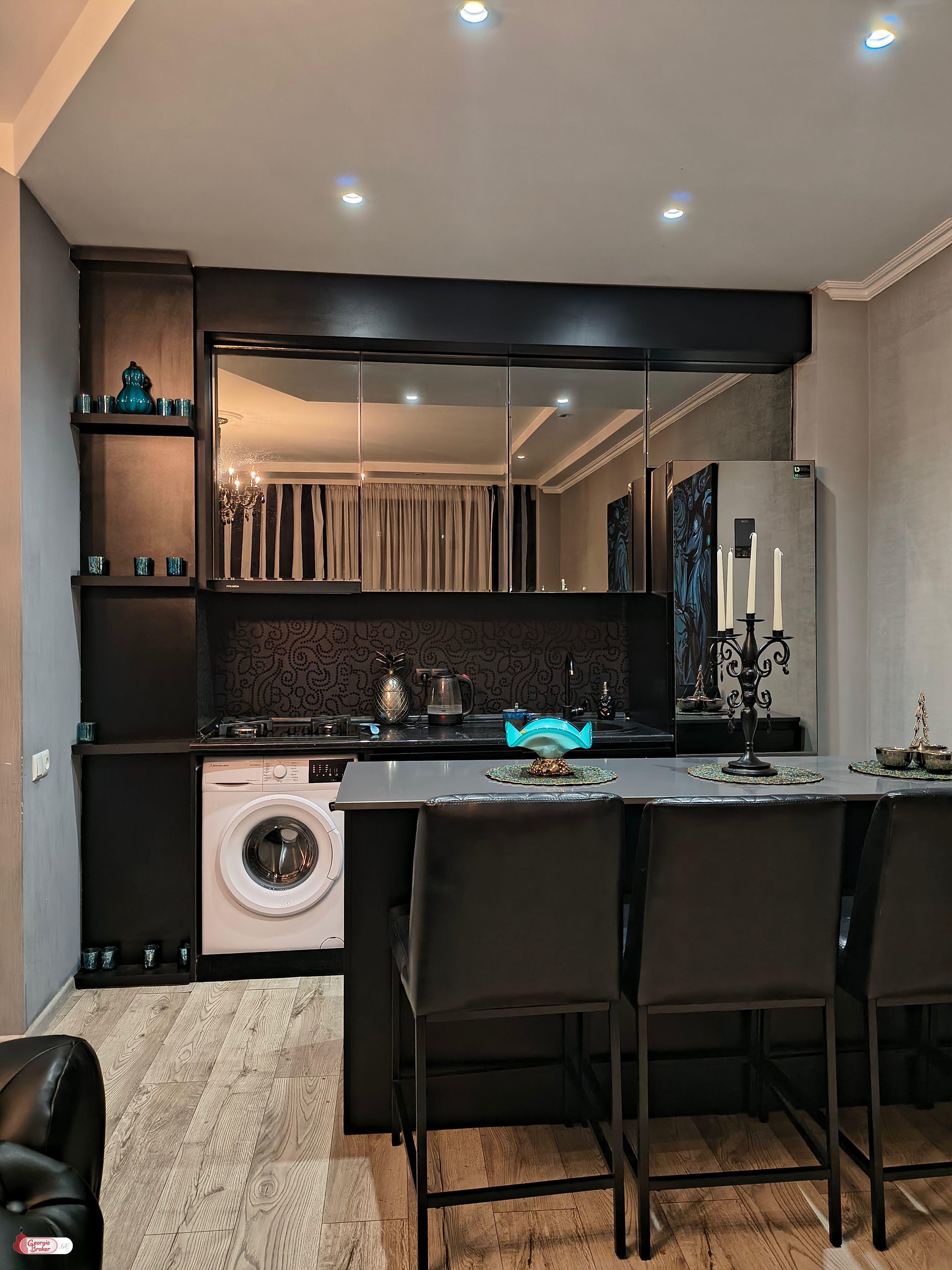 nearly repaired 2-room apartment for sale