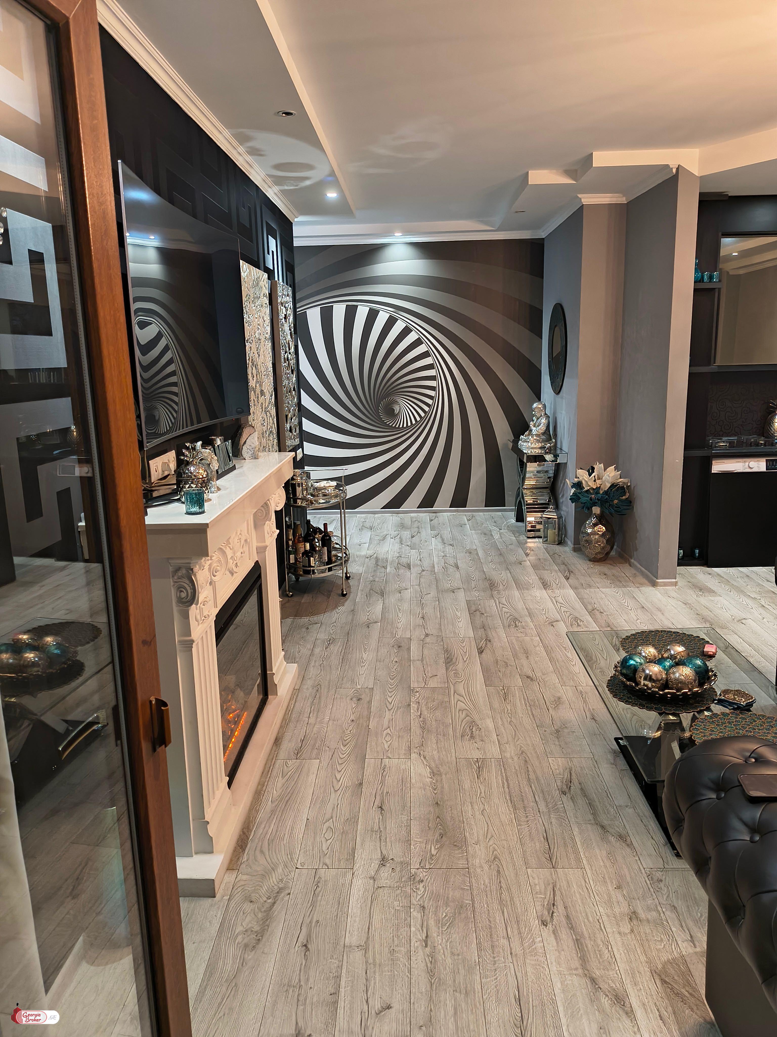 nearly repaired 2-room apartment for sale