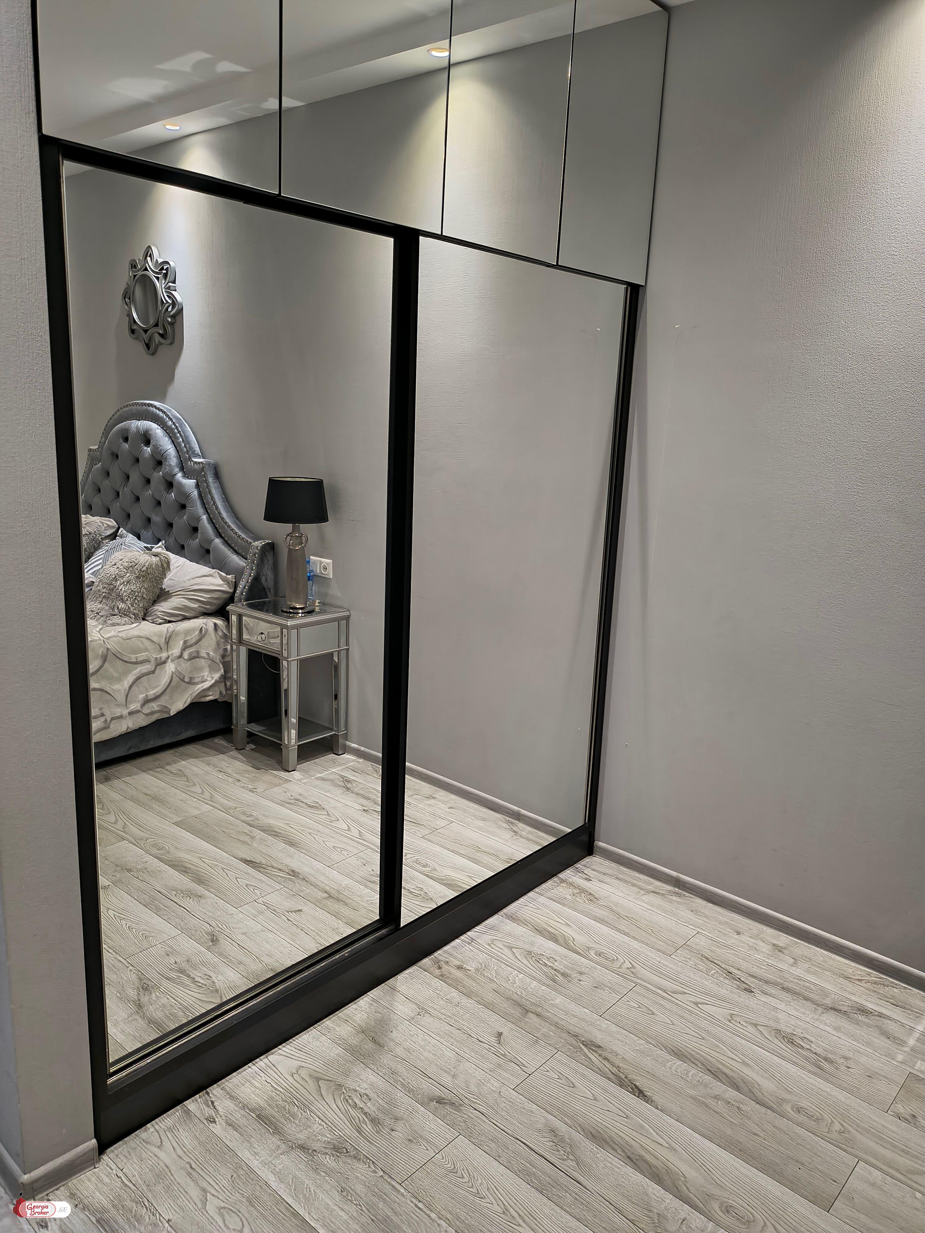 nearly repaired 2-room apartment for sale