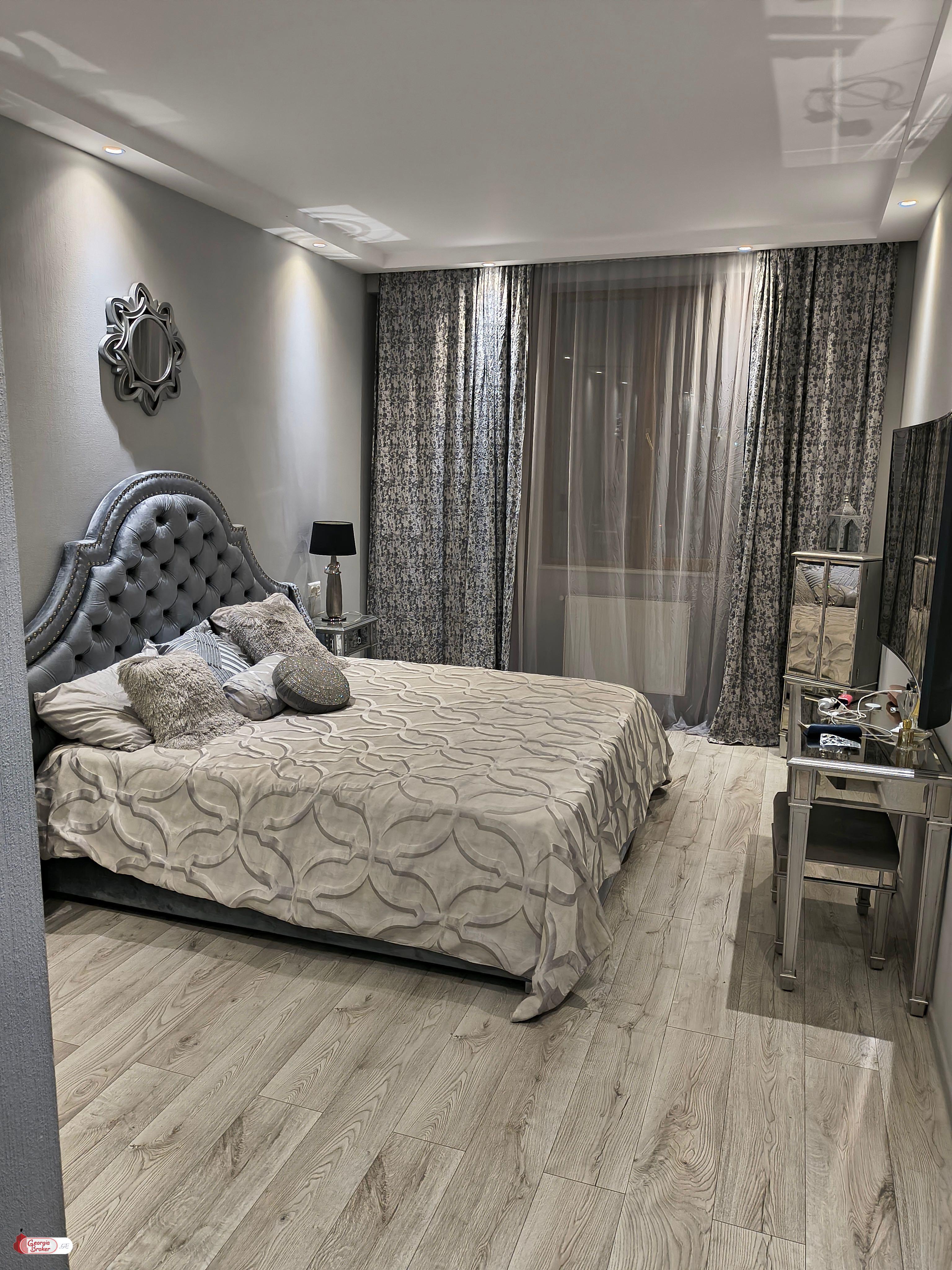 nearly repaired 2-room apartment for sale