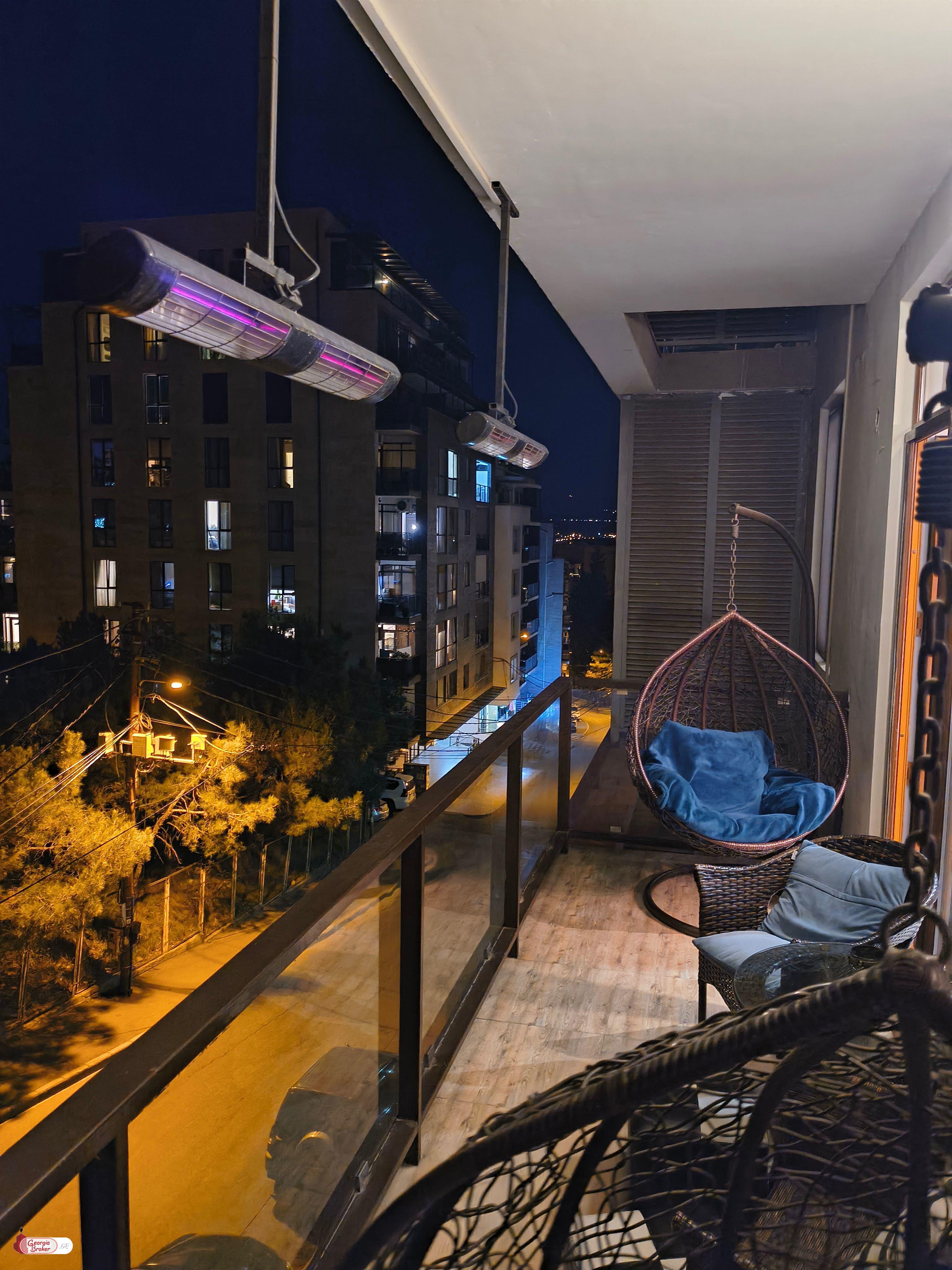 nearly repaired 2-room apartment for sale