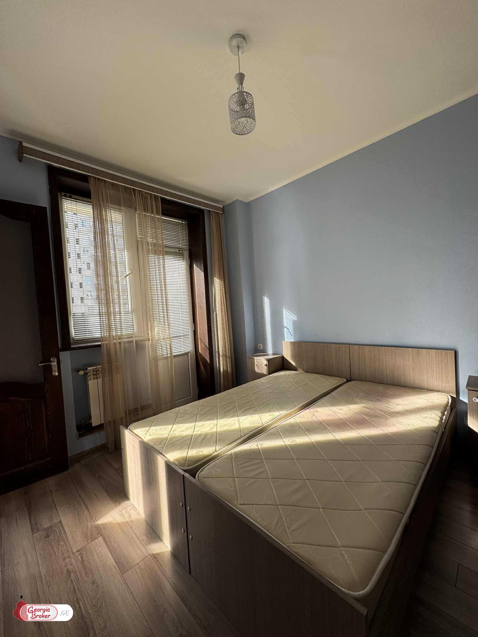 nearly repaired 3-room apartment for sale