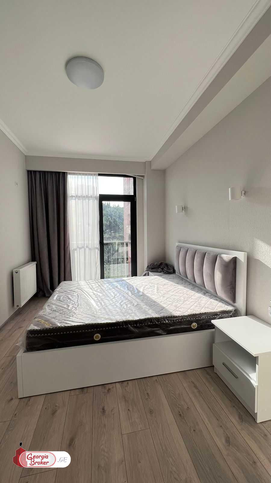 იყიდება ახალი გარემონტებული 3 ოთახიანი ბინა