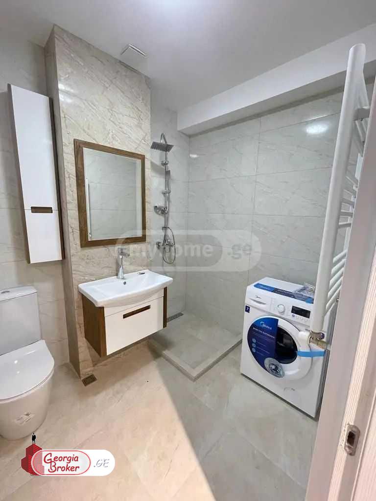 იყიდება ახალი გარემონტებული 3 ოთახიანი ბინა