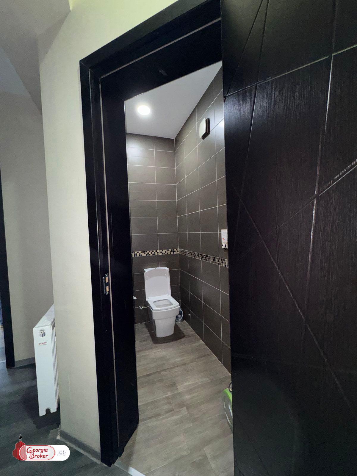 nearly repaired 3-room apartment for sale