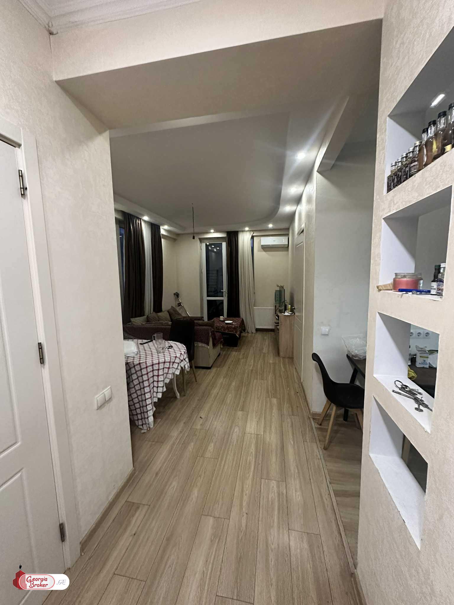 nearly repaired 3-room apartment for sale