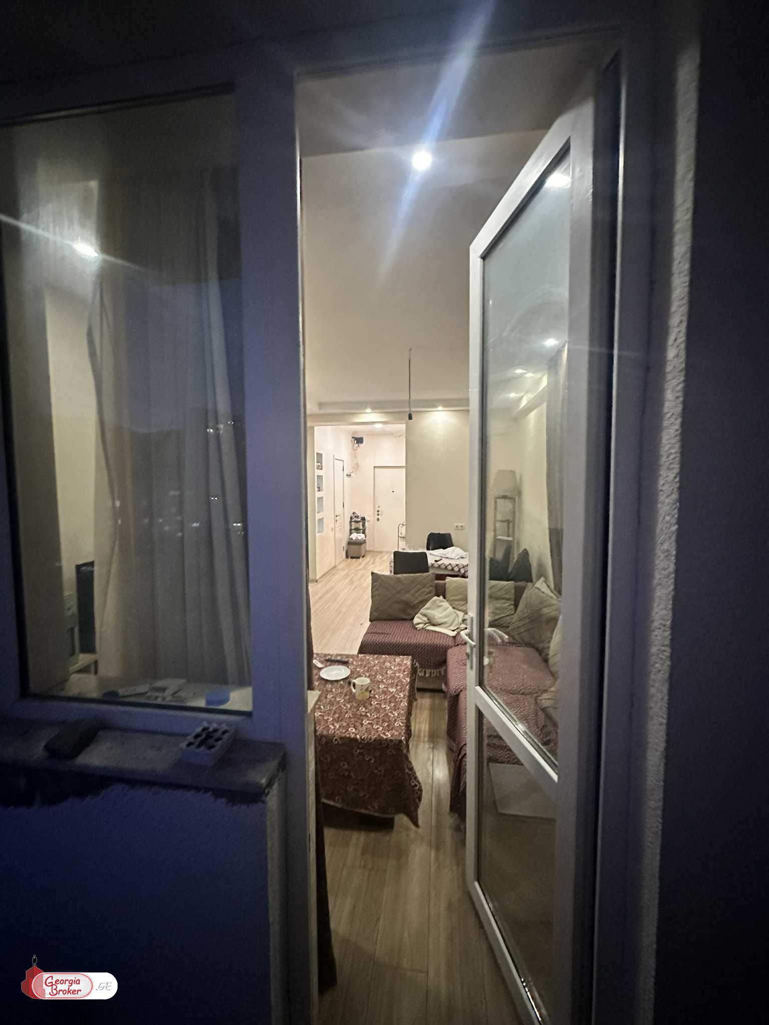 nearly repaired 3-room apartment for sale