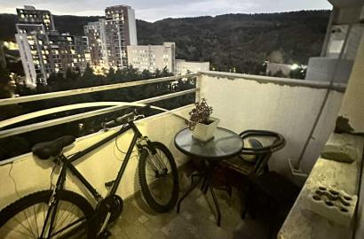 იყიდება ახალი გარემონტებული 3 ოთახიანი ბინა