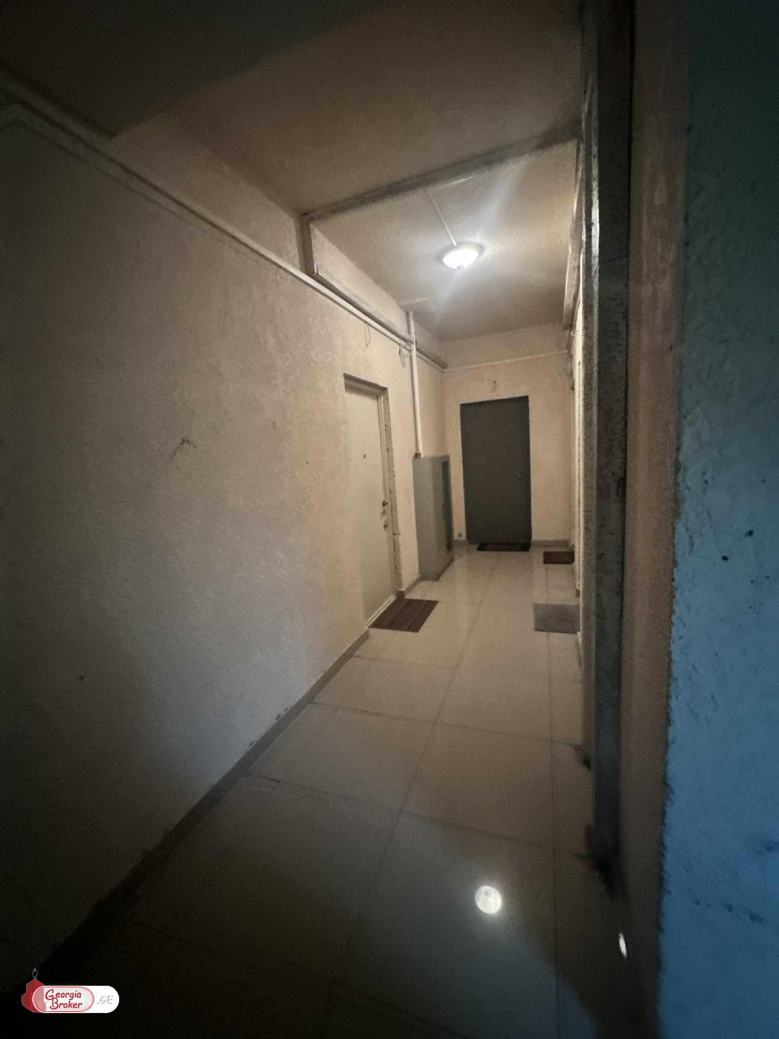 nearly repaired 3-room apartment for sale