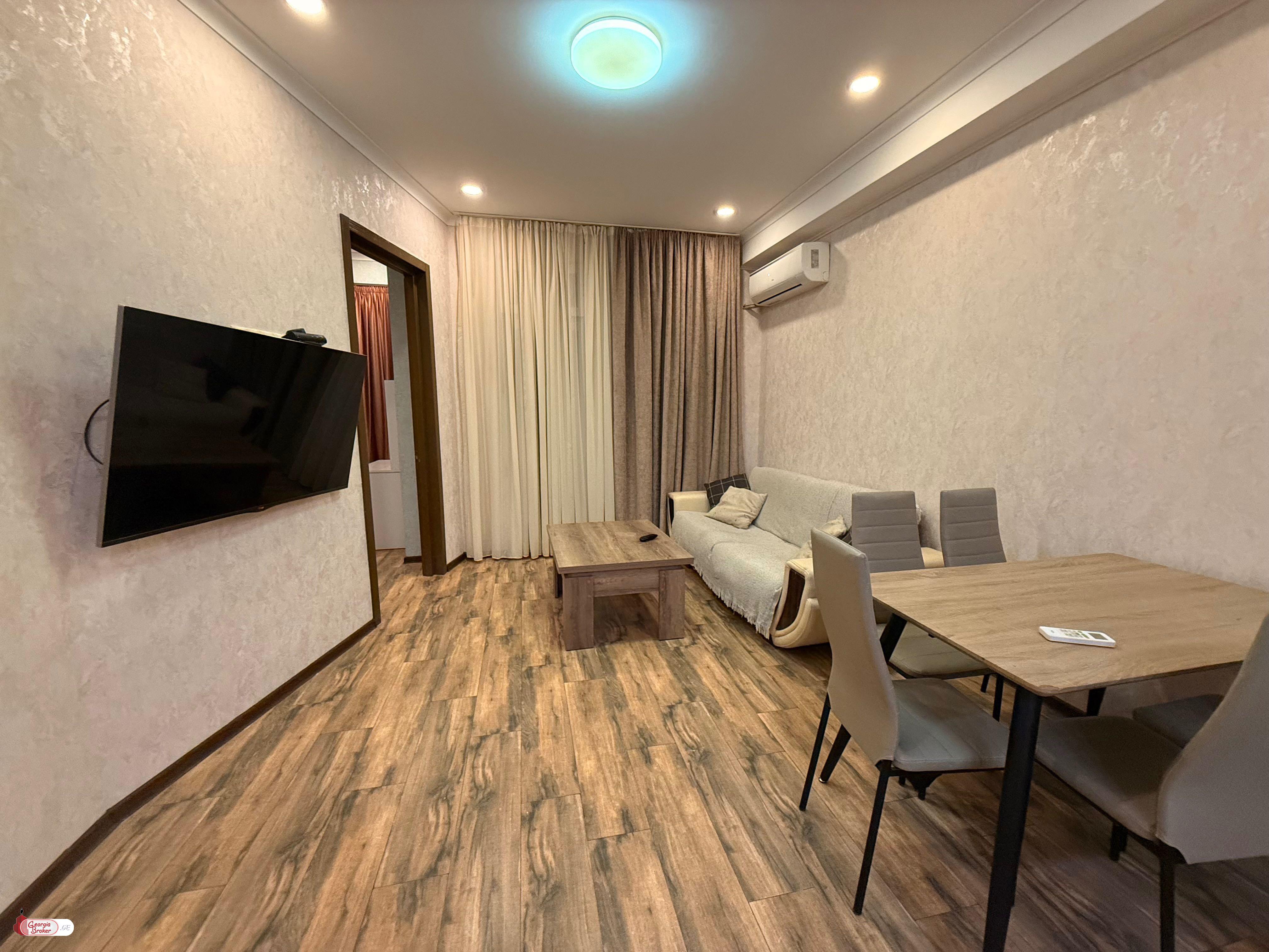 nearly repaired 3-room apartment for sale